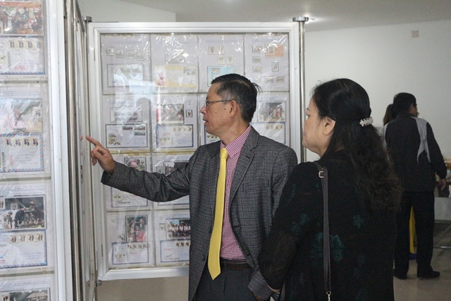 Tổ chức thành công 70 phiên chợ tem