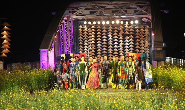 Quảng bá truyền thống văn hóa, con người xứ Huế dịp Festival nghề