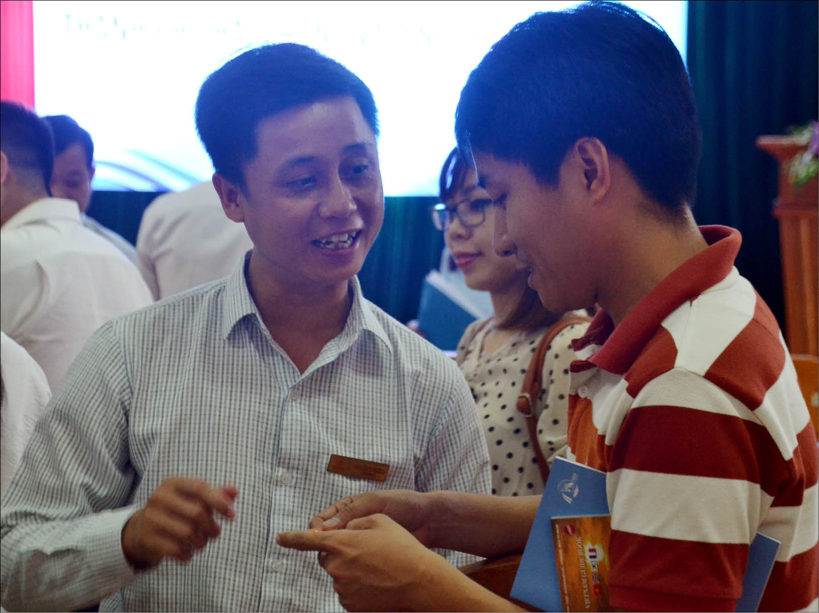 Hỗ trợ, kết nối điểm đến