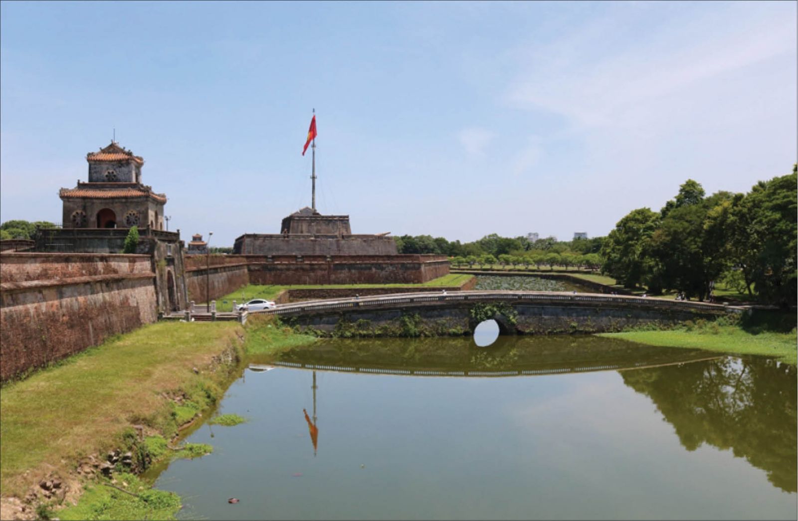 Hue should make the second nomination for the globally outstanding value of Hue s Cultural Heritage
