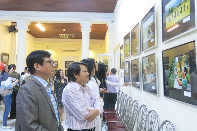 50 photos of Uncle Ho’s soldiers displayed