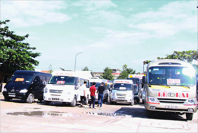 Cận tết, tàu xe không căng thẳng