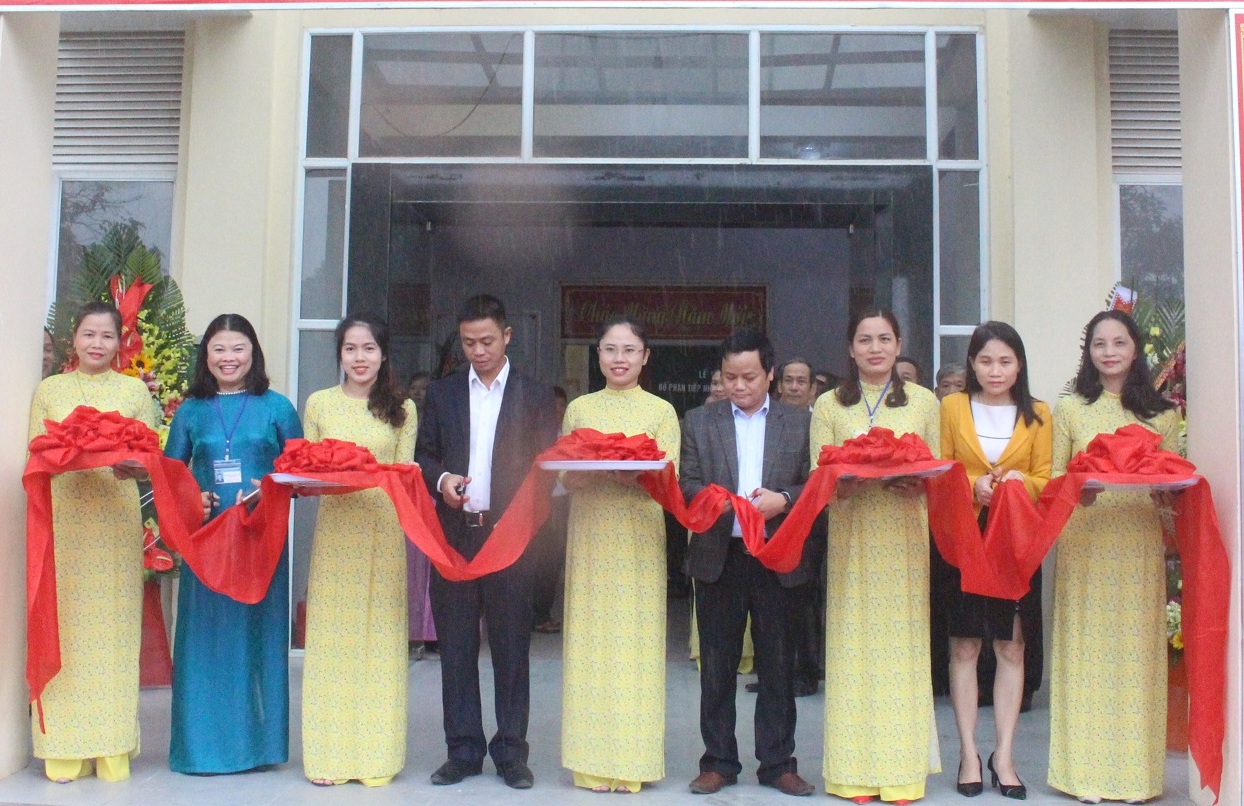 Khai trương Bộ phận tiếp nhận và trả kết quả hiện đại tại hai phường An Tây và Phú Thuận