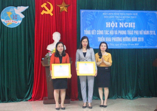 Phụ nữ Hương Thủy hướng mạnh về cơ sở