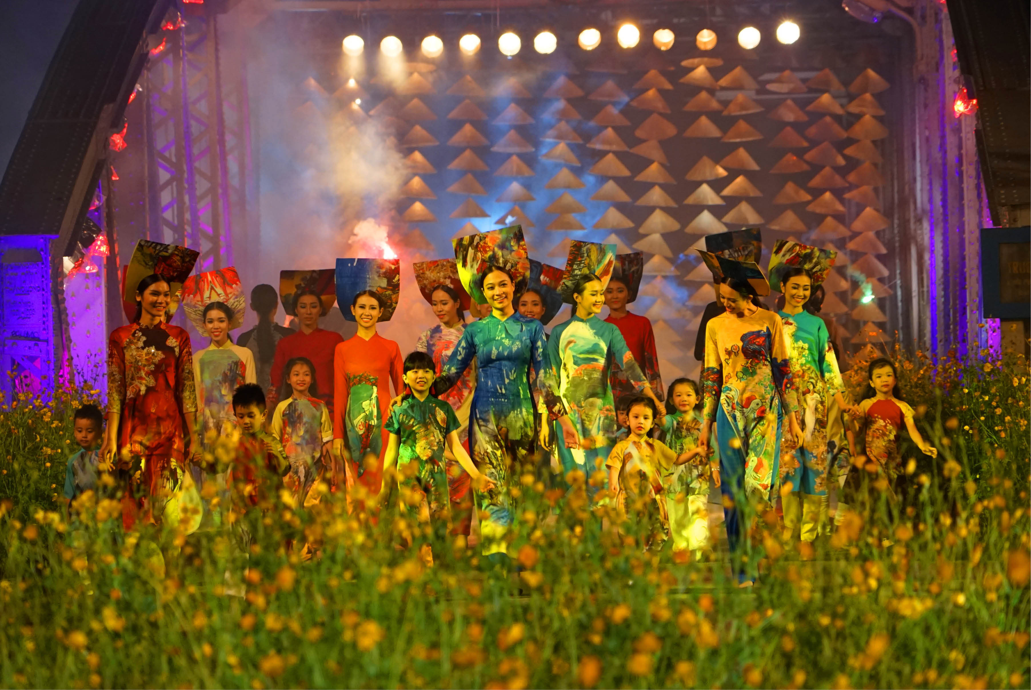 Mỗi khách đến Huế tiêu bao nhiêu tiền