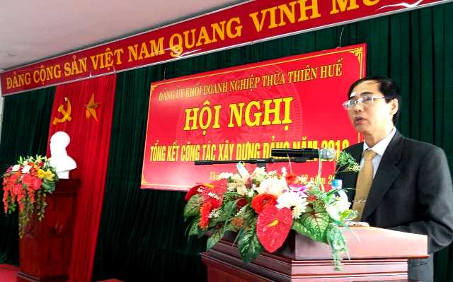 Đảng bộ Khối Doanh nghiệp tỉnh kết nạp 102 đảng viên mới trong năm 2018
