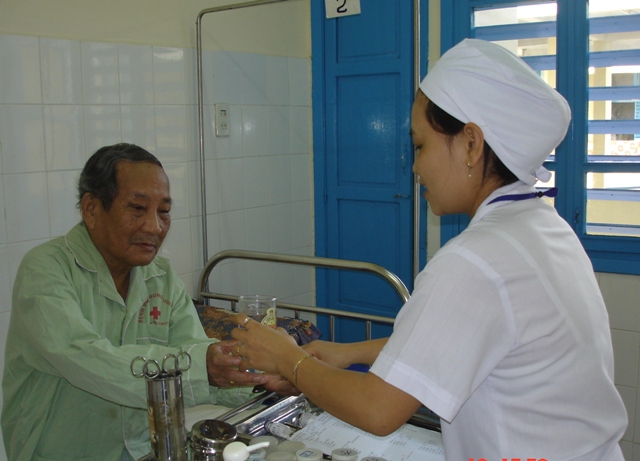 Phòng bệnh cho trẻ và người già khi trời rét