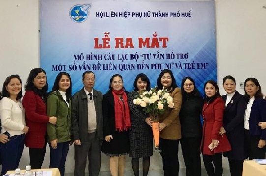 Thêm chỗ dựa cho phụ nữ và trẻ em