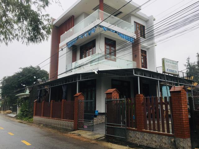 Đâm cháu bé 10 tuổi để cướp tài sản