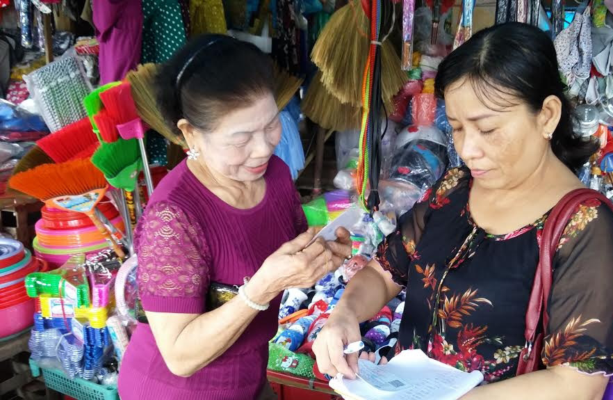 Mua sức khỏe “trả góp”