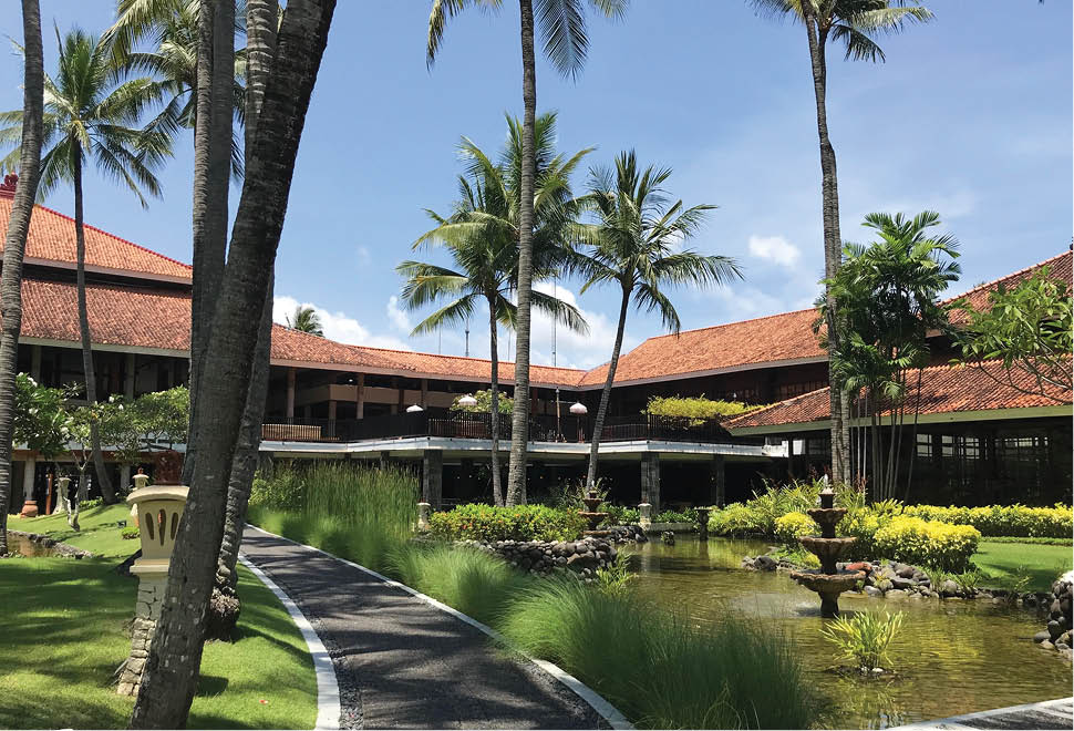 Ở Bali mà nghe nhớ Huế