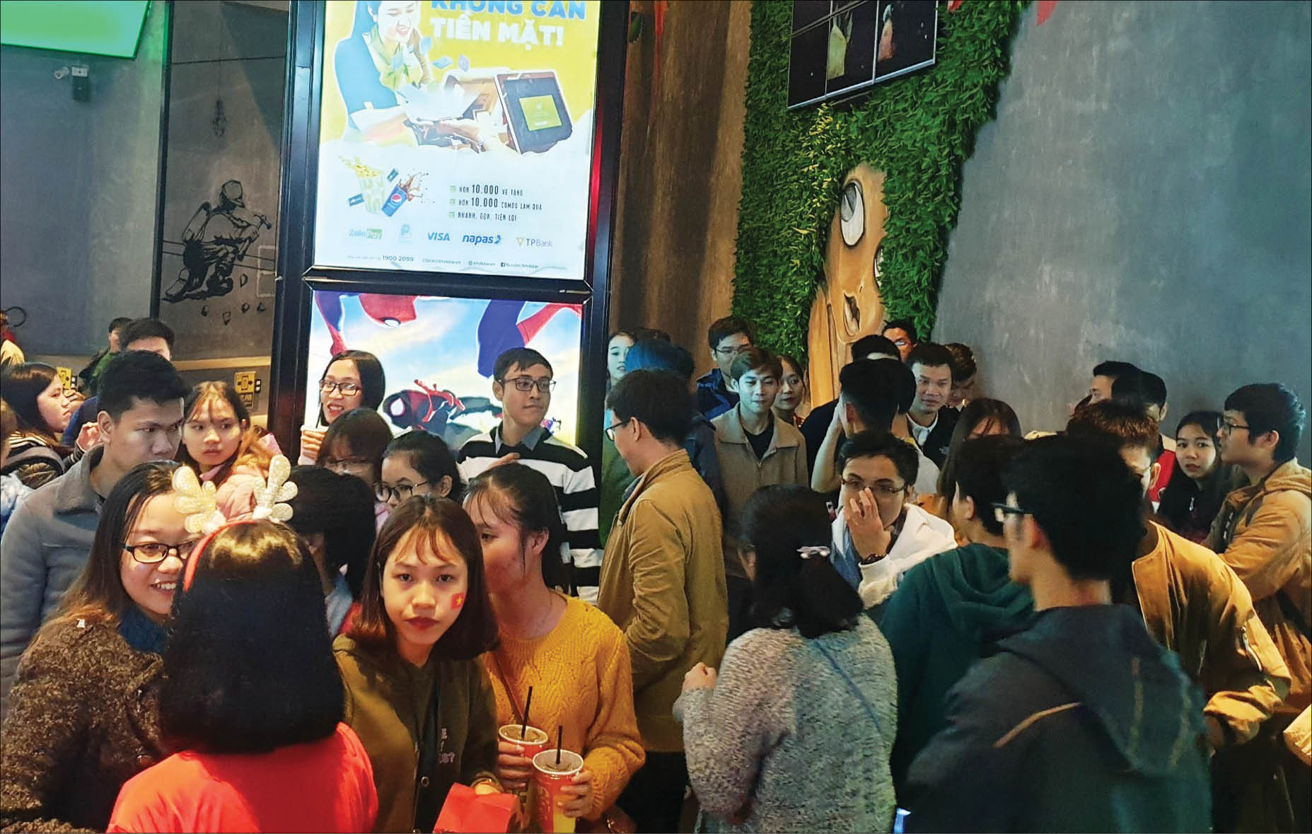 Rạp phim hút giới trẻ