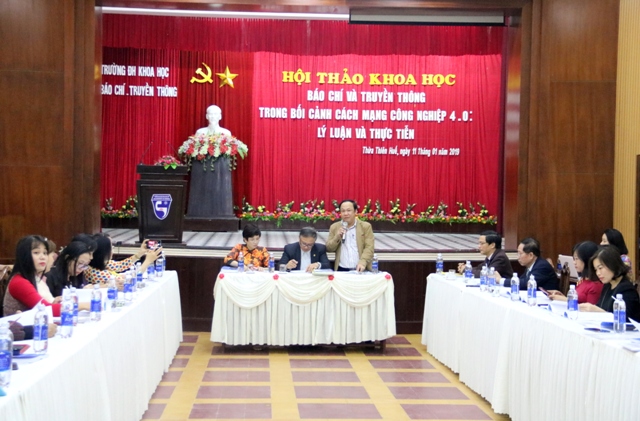 Cần điều chỉnh trong tác nghiệp và đào tạo báo chí thời đại 4 0