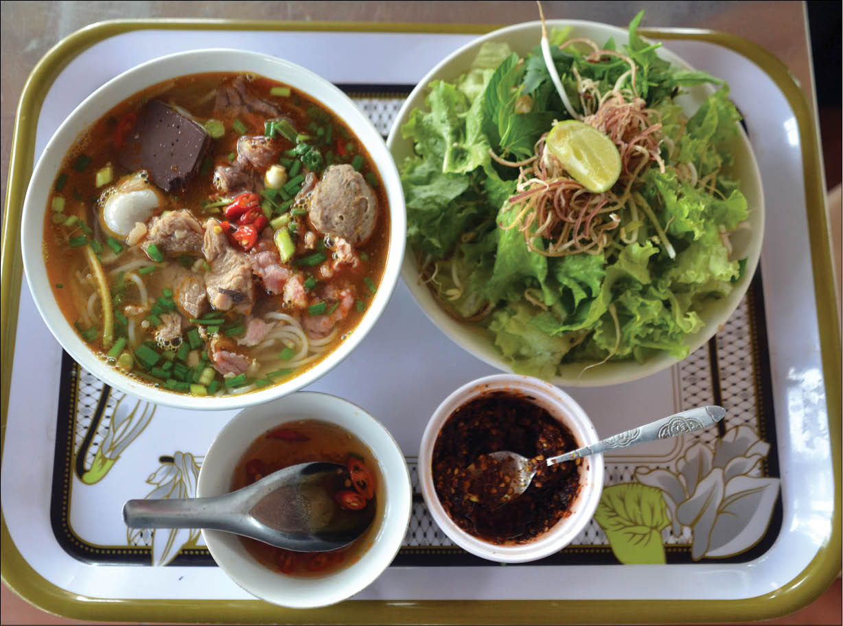 Dị bản bún bò Huế
