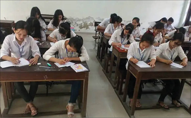 Tiếp sức học sinh “vượt vũ môn”