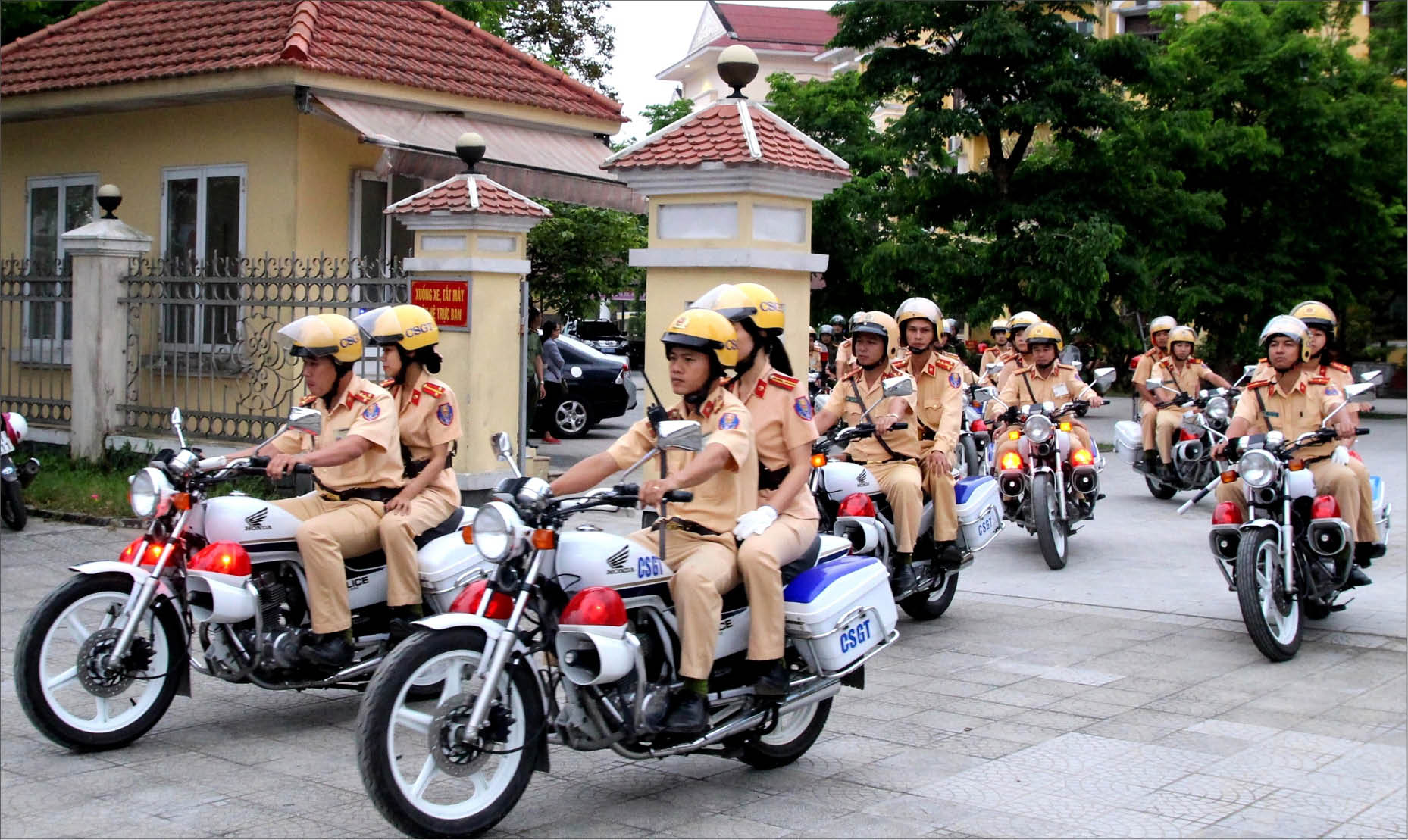 Cho tết bình yên