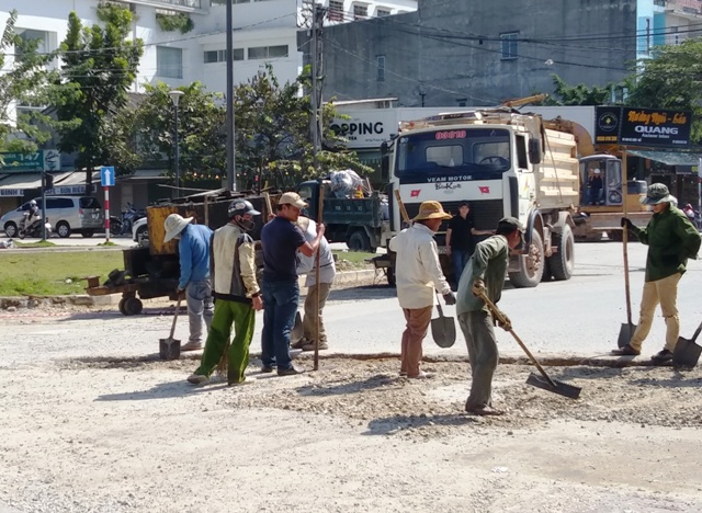 Không cấp phép đào đường, vỉa hè dịp cận tết