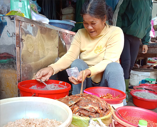 Quê hương đâu có bao xa