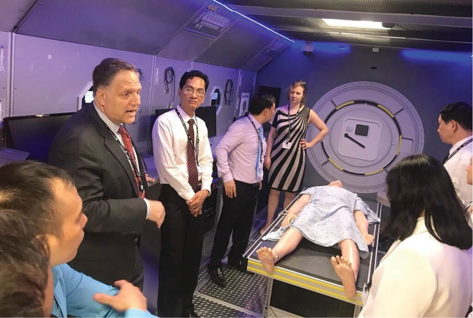 Hue University of Medicine and Pharmacy stays ahead of the world medical training trend