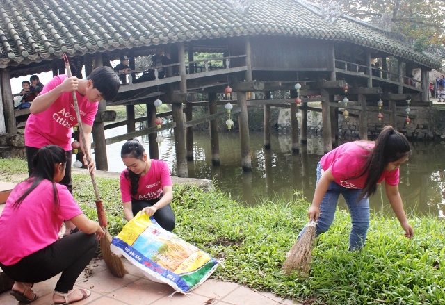 Hơn 600 người tham gia “Ngày chủ nhật xanh”
