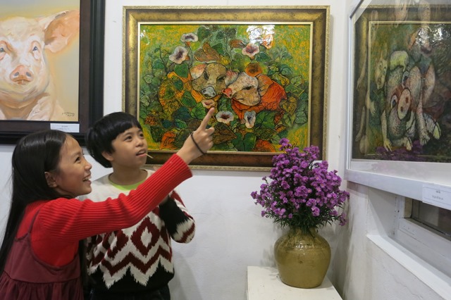 Triển lãm tranh mừng xuân và con giáp