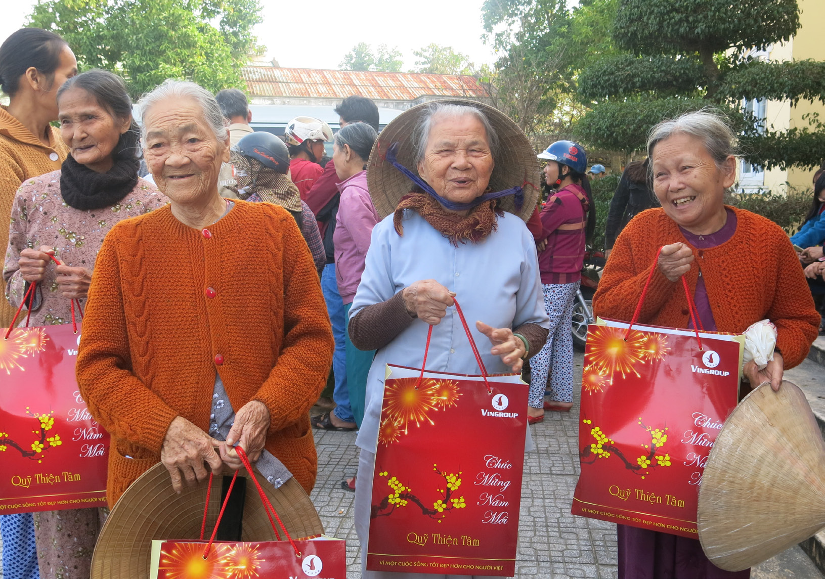 Ấm áp yêu thương