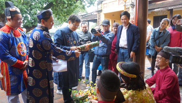 Recalling the old Tet in the Royal Palace