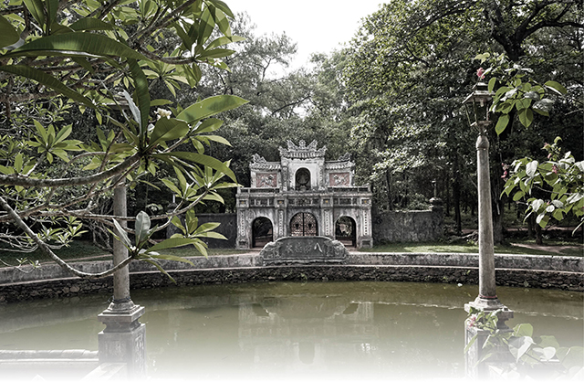 “Tôi thấy mình đang thiền khi chụp ảnh chùa Huế”