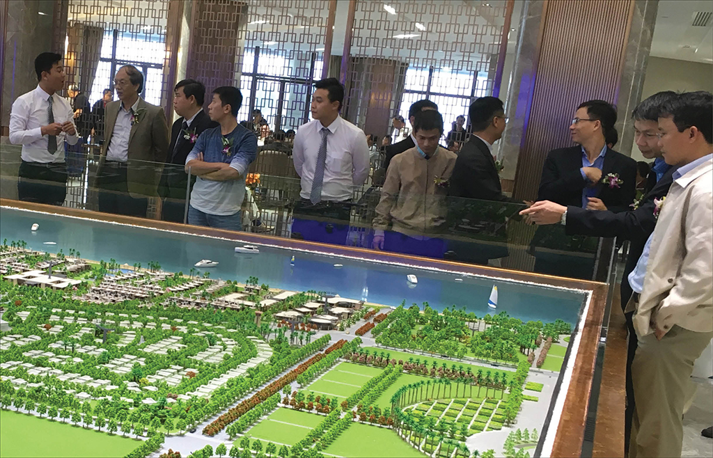 Sức hút từ Chân Mây - Lăng Cô