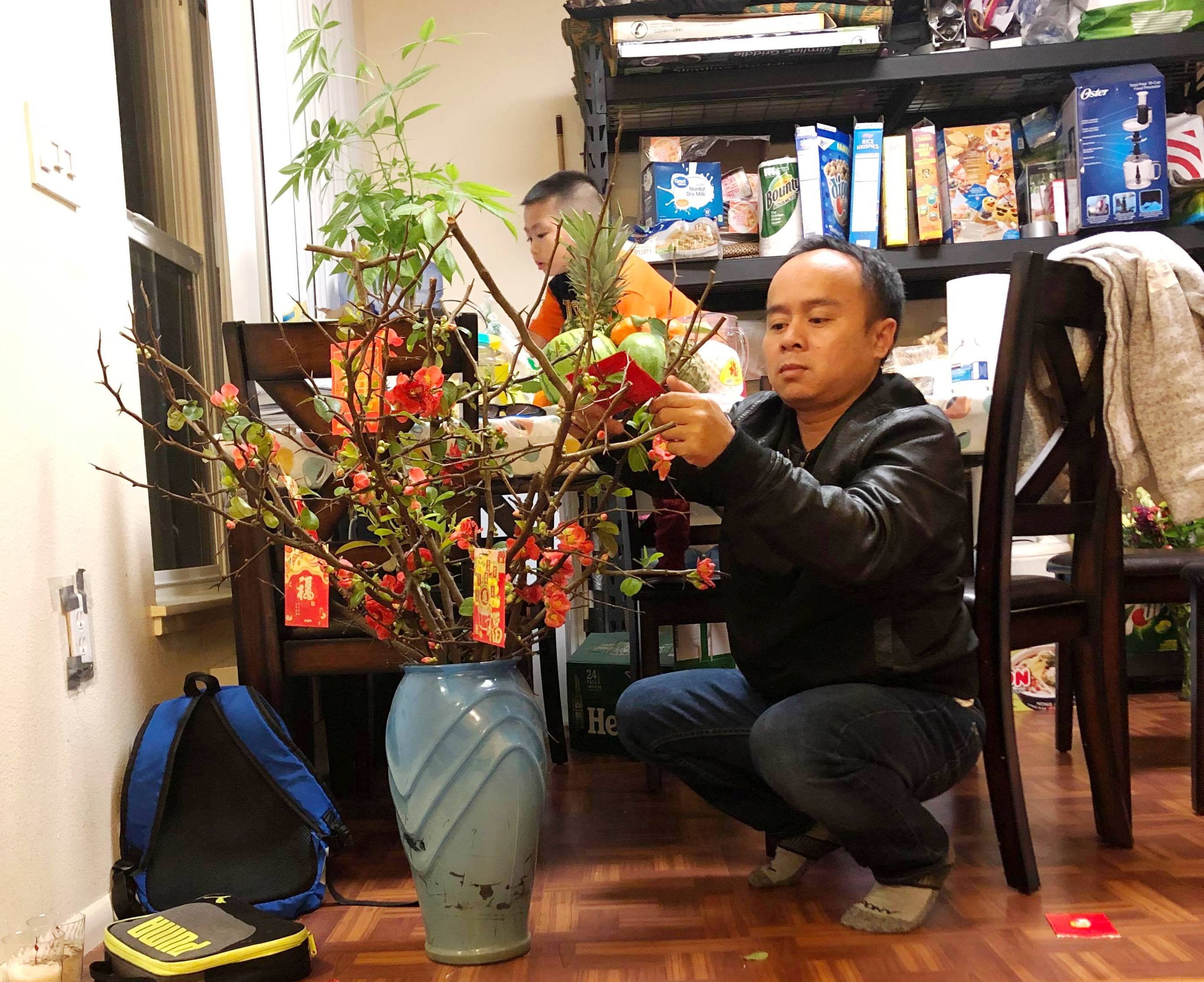 Giữ tết Việt ở trời Tây