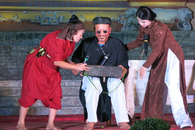 Đem khúc ca xuân đến mọi người