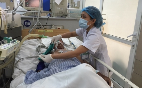 Hơn 3 000 ca ngộ độc rượu và ngộ độc thức ăn trong kỳ nghỉ tết