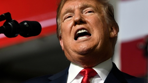 Tổng thống Trump tuyên bố tình trạng khẩn cấp quốc gia