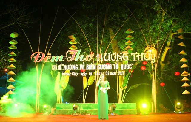 Đêm thơ “Hướng về biên cương Tổ quốc”