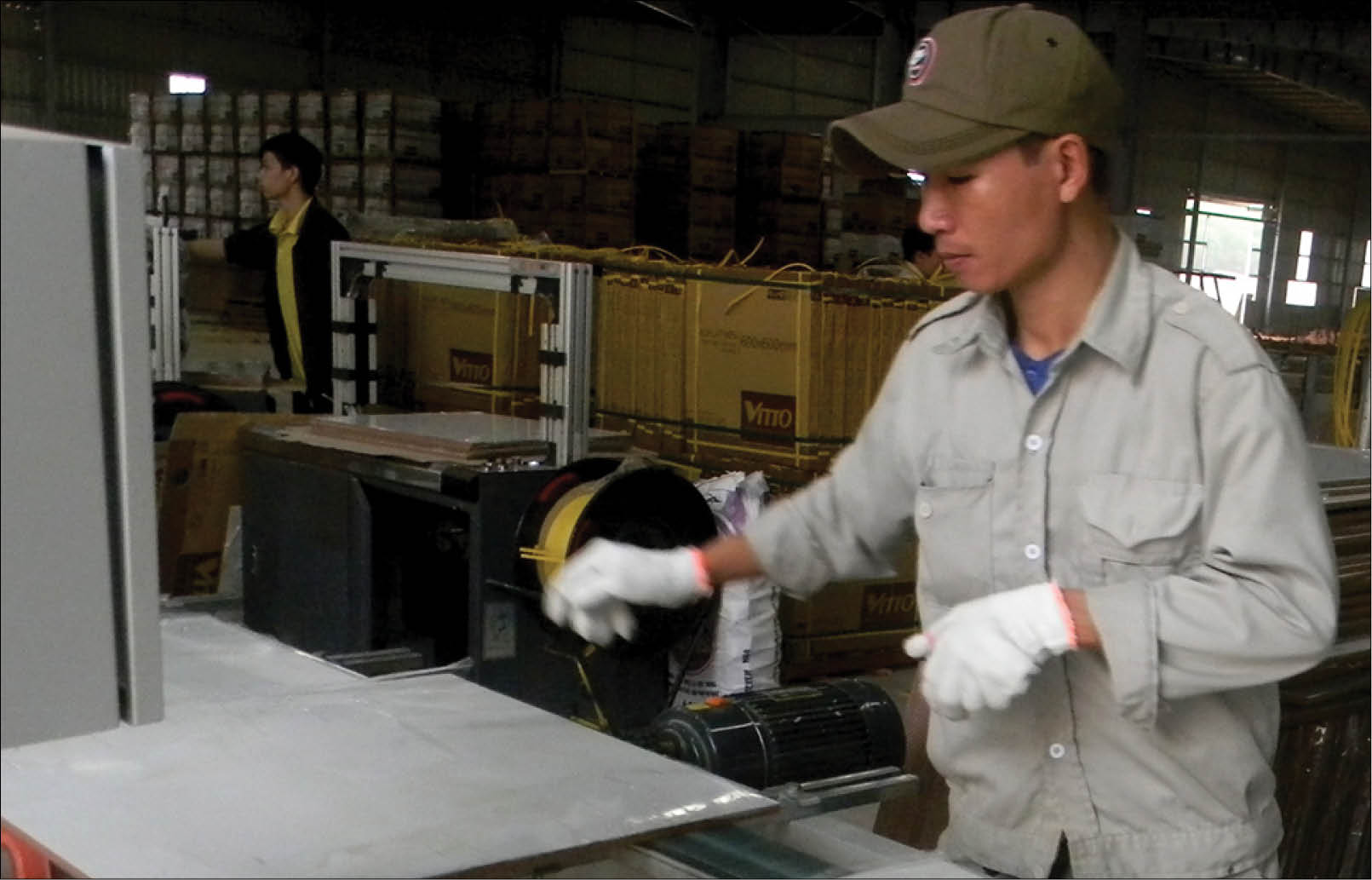 Lách luật, không đóng bảo hiểm xã hội cho lao động thời vụ