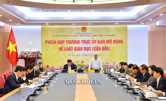 Cần điều chỉnh hình thức lấy ý kiến người dân về luật Giáo dục sửa đổi