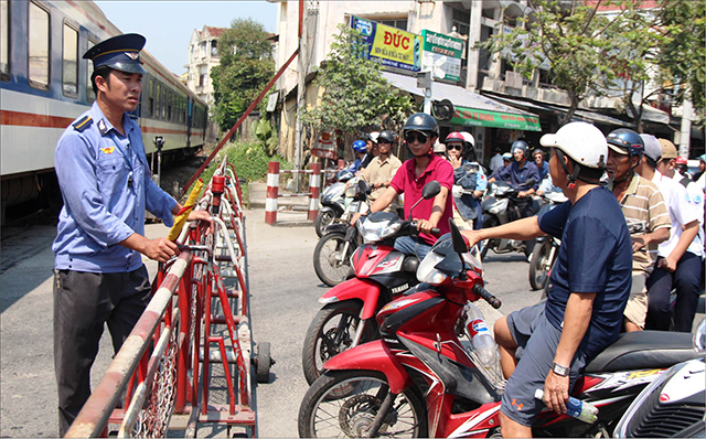 Bình yên cho tuyến đường sắt