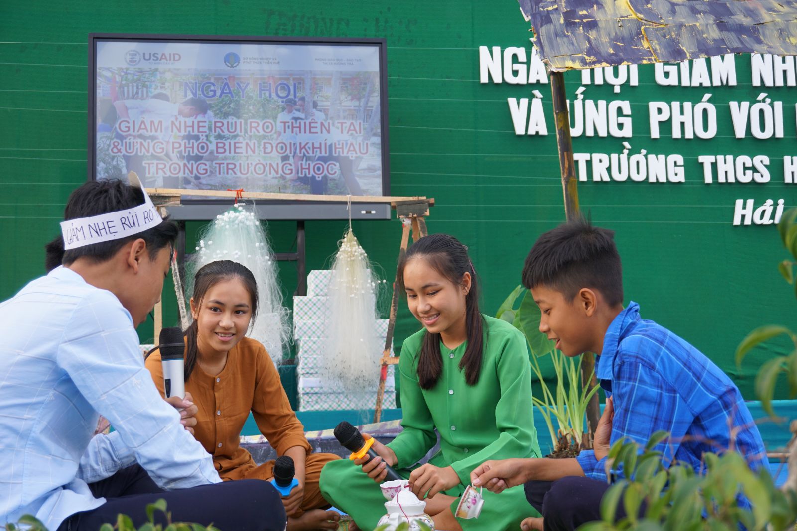 Hơn 400 học sinh, giáo viên tham gia ngày hộ ứng phó thiên tai