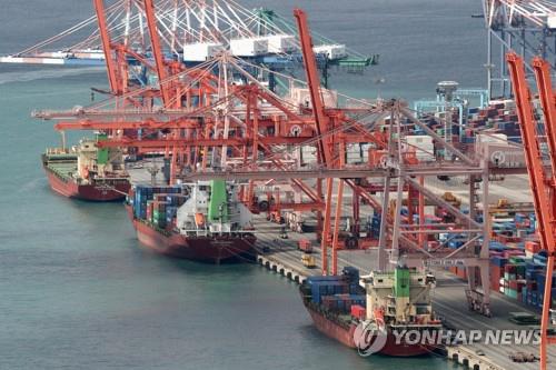 Hàn Quốc Xuất khẩu công nghệ thông tin, sản phẩm hóa dầu sẽ tăng