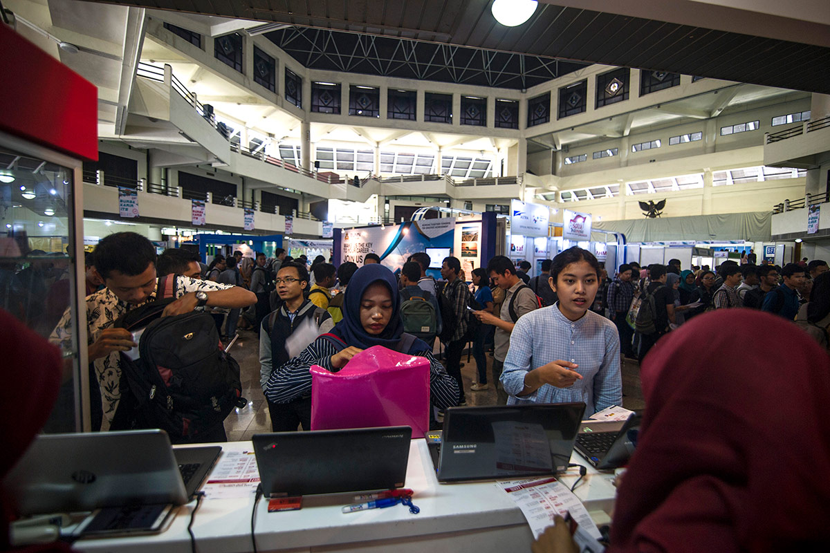 Bầu cử ở Đông Nam Á Tiếng nói quan trọng từ cử tri trẻ