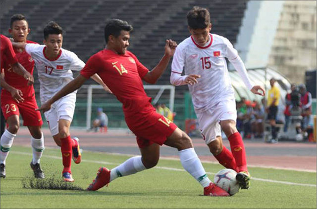 Sự vô duyên của thầy nội