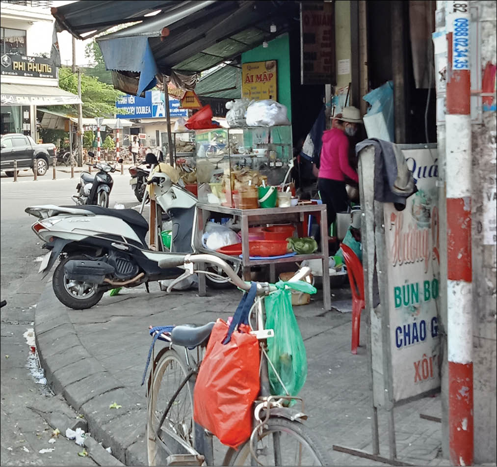 Xem vỉa hè như  nhà mình