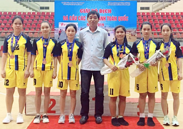 Huế gây bất ngờ tại giải đá cầu các đội mạnh toàn quốc