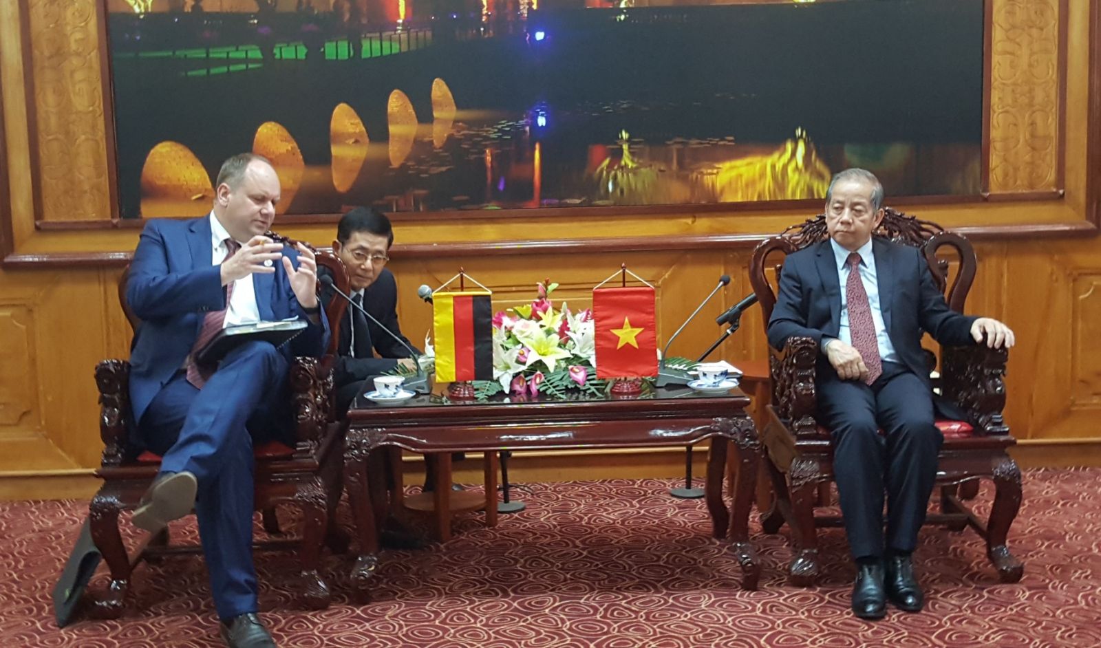 Hue city to promote cooperation with the city of Dresden - Germany