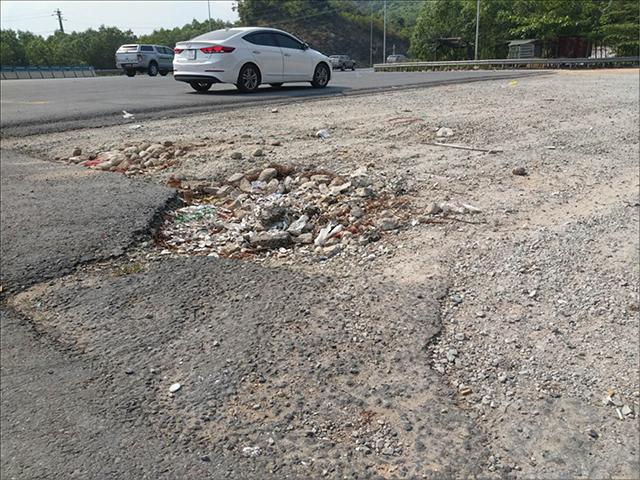 Bất cập trên cung đường đèo Phước Tượng - Phú Gia