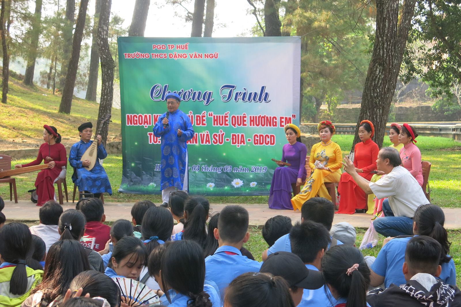 Vun đắp tình yêu với ca Huế cho thế hệ trẻ