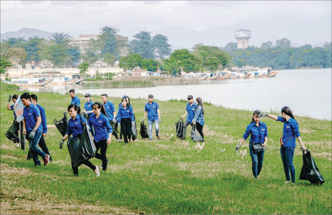 Hãy cùng nhau đi trên con đường “Xanh - sạch – sáng”