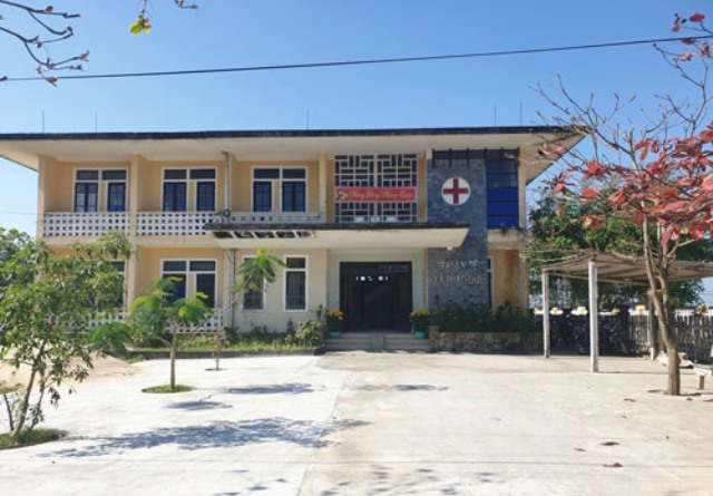 Phát động phong trào xây dựng Trạm Y tế “Xanh - sạch - đẹp - an toàn”