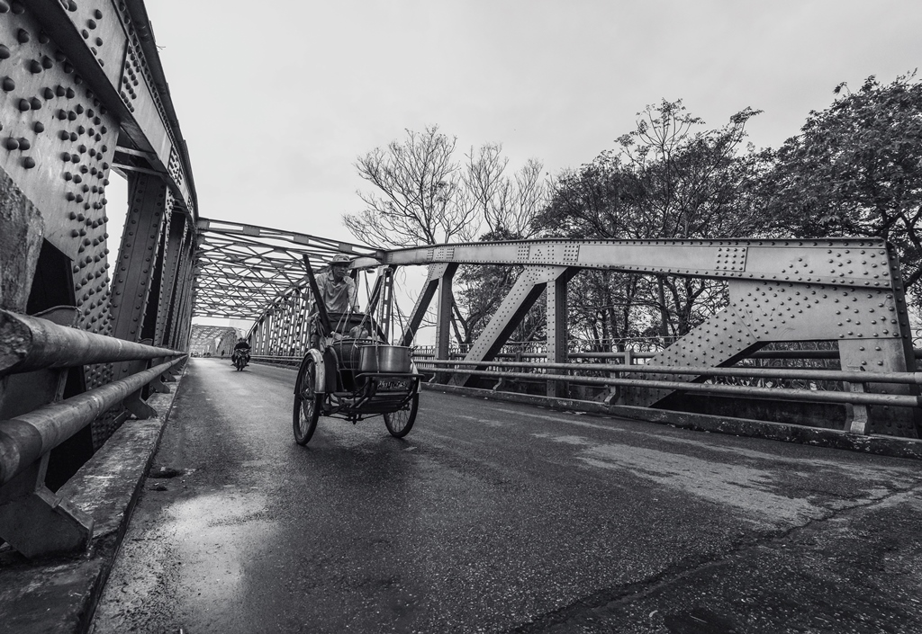 Cầu Trường Tiền – 120 năm thăng trầm