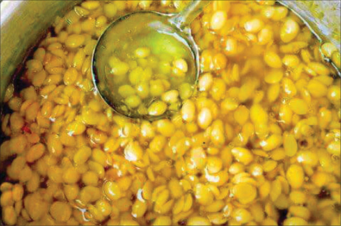 Ngọt ngào chè đậu ván của ngoại